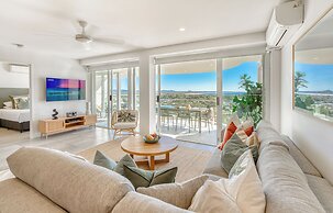 Noosa Crest