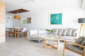Noosa Crest