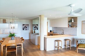 Noosa Crest
