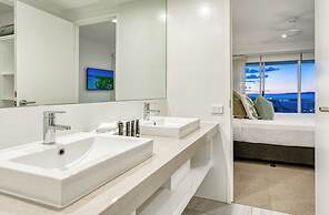 Noosa Crest
