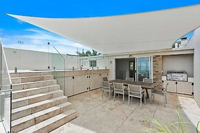 Noosa Crest