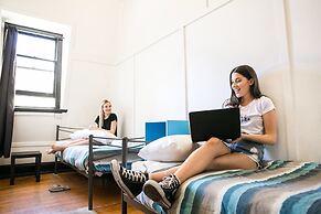 All Nations Brisbane - Hostel