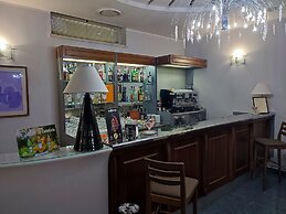 Royal Hotel