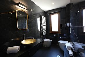 Royal Hotel
