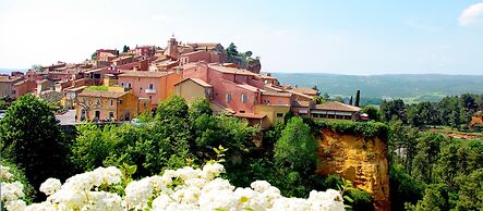 VVF Luberon Provence, Murs