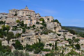 VVF Luberon Provence, Murs