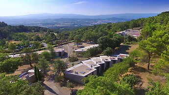 VVF Luberon Provence, Murs