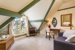 Orestone Manor