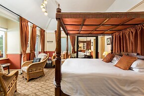 Orestone Manor
