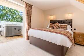 Orestone Manor