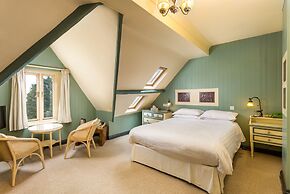 Orestone Manor