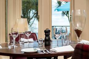 Orestone Manor