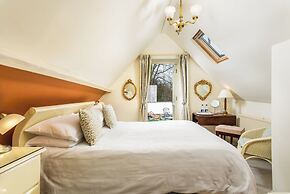 Orestone Manor