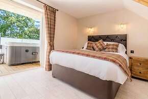 Orestone Manor