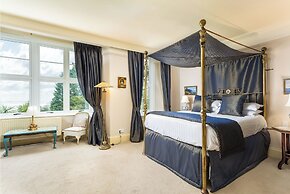 Orestone Manor
