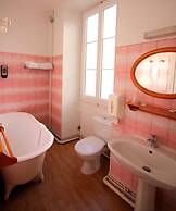 Hotel Adour