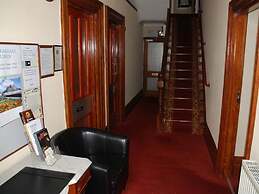 Tanes Hotel