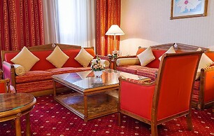 Capitol Hotel