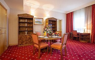Capitol Hotel