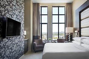 Delta Hotels by Marriott Burnaby Conference Centre