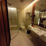 Sacha's Hotel Uno