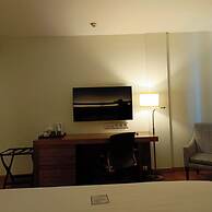 Sacha's Hotel Uno