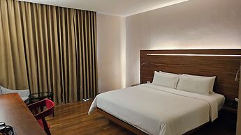 Sacha's Hotel Uno