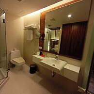 Sacha's Hotel Uno