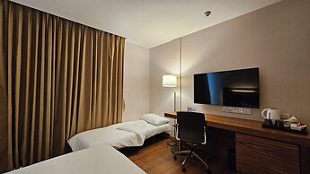 Sacha's Hotel Uno