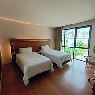 Sacha's Hotel Uno
