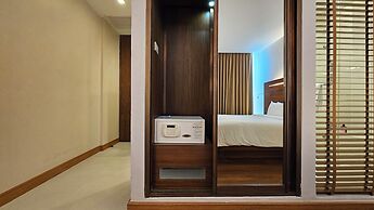 Sacha's Hotel Uno