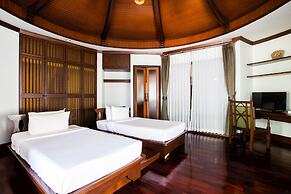 Golden Beach Resort