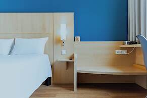 ibis Barcelona Glories 22
