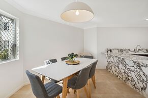 Le Beach Apartments