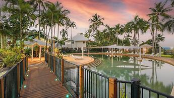 Coral Sands Resort