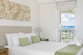 Oscar on Main Resort