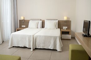 Maritimo Beach Hotel