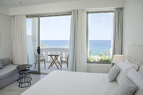 Maritimo Beach Hotel