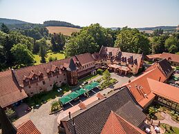 Schlosshotel Weyberhöfe