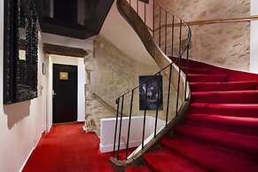 Lion d'Or Paris Hotel