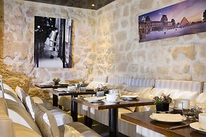 Lion d'Or Paris Hotel