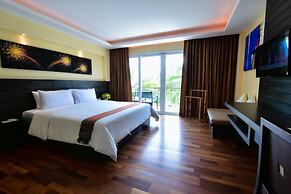 R Mar Resort and Spa