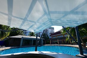 R Mar Resort and Spa