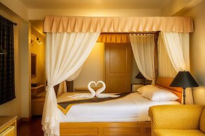 Orchid Hotel and Spa Kalim Bay