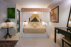 Orchid Hotel and Spa Kalim Bay