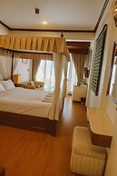 Orchid Hotel and Spa Kalim Bay