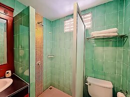 Orchid Hotel and Spa Kalim Bay