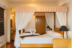 Orchid Hotel and Spa Kalim Bay