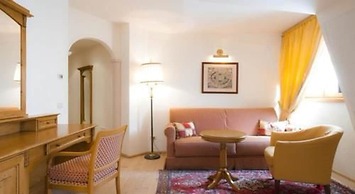 Alpen Suite Hotel