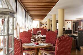 Alpen Suite Hotel